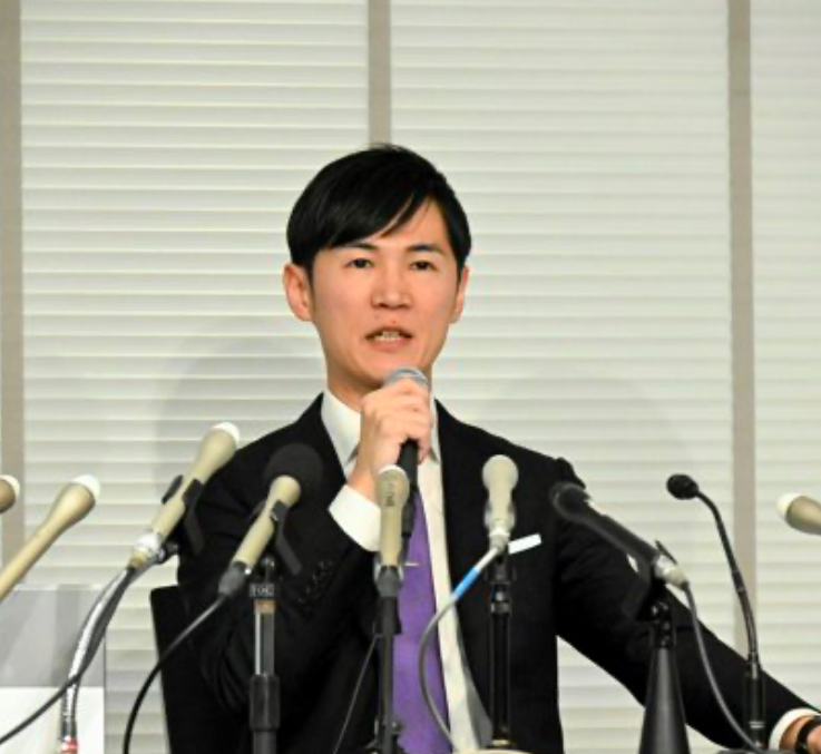 石丸新党に490人応募！